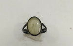 Load image into Gallery viewer, 3.80/GM WHITE QUARTZ SILVER RING (525)