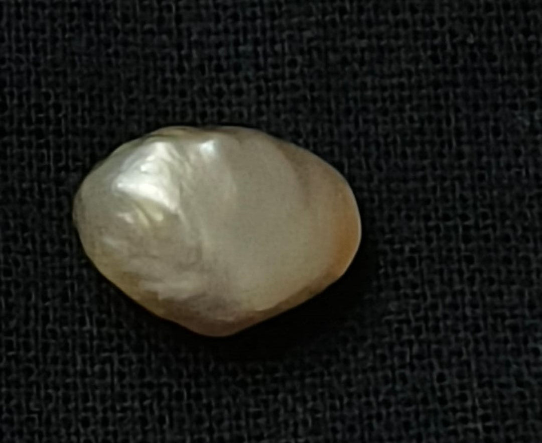 3.42/CT Natural Basra Pearl with Govt. Lab Certificate (44000)