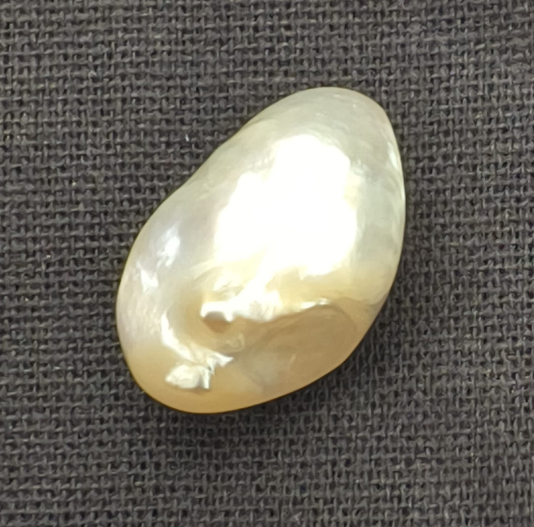 9.83/CT Natural Basra Pearl with Govt. Lab Certificate (58000)