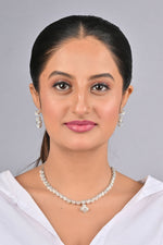 Load image into Gallery viewer, 33.66/GM MOON STONE NECKLES (1650)