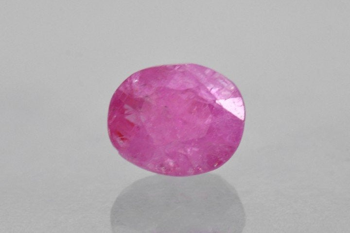 5.66/CT Natural Old Burma Ruby with IIGJ Govt. Lab Certificate (75000)