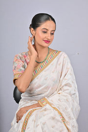 20.46/GM ONE LAYER EMERALD BEADS MALA WITH EAR RINGS (562)