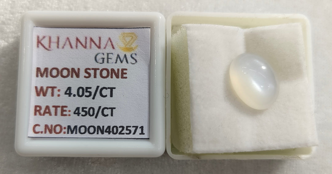 4.05/CT Moon Stone with Govt. Lab Certificate (450)