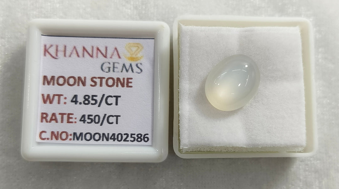 4.85/CT Moon Stone with Govt. Lab Certificate (450)