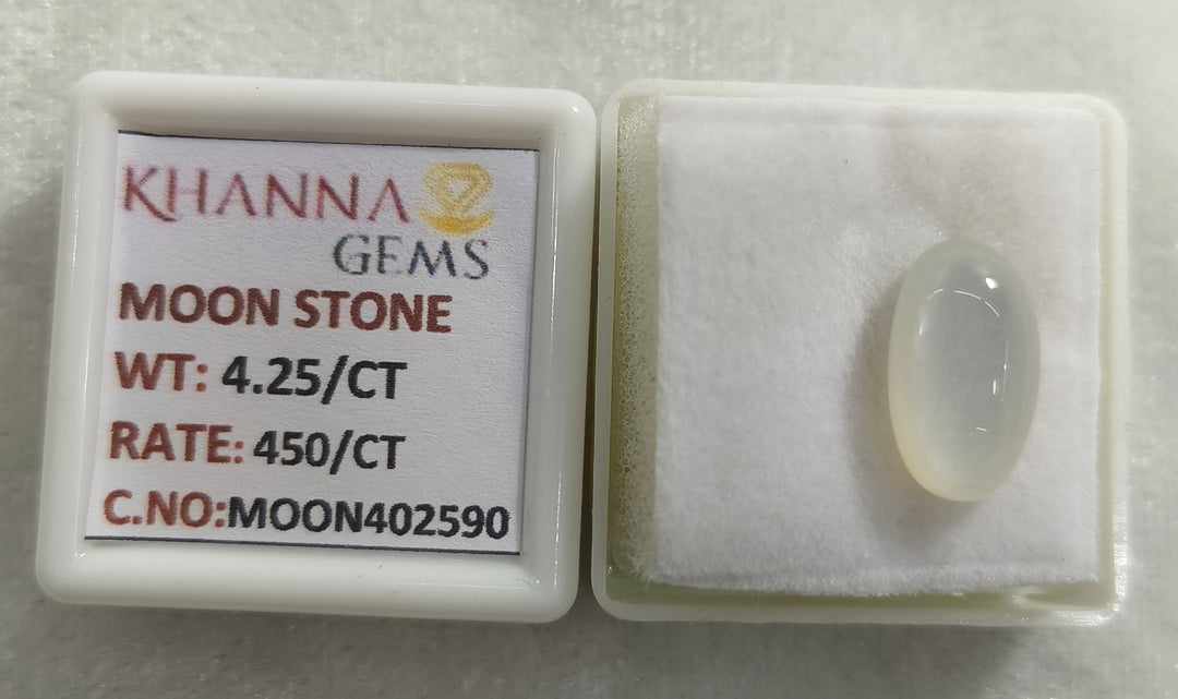 4.25/CT Moon Stone with Govt. Lab Certificate (450)
