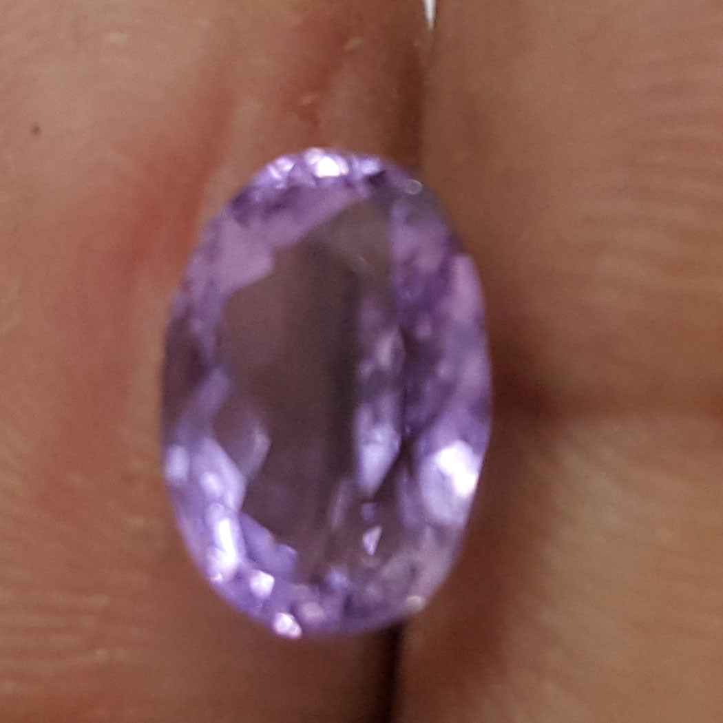 3.45/CTNatural Amethyst Gemstone