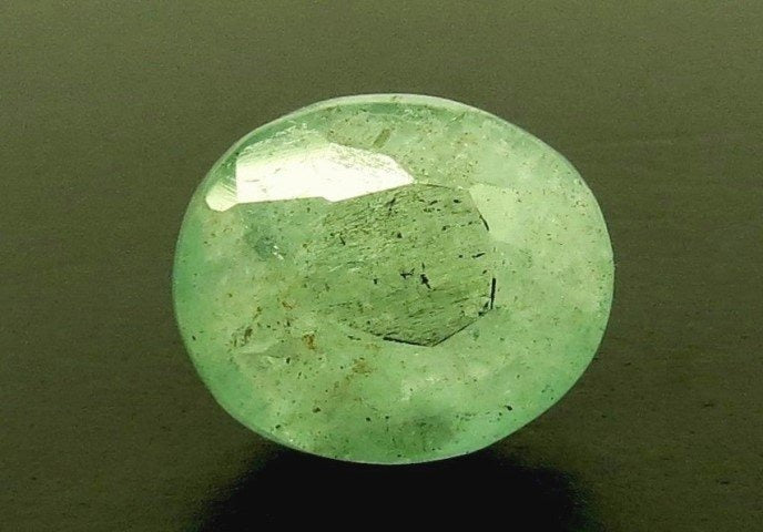 3.60/CT Natural Beryl Gemstone (1221)