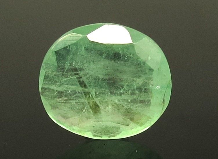 3.12 Ratti Natural Emerald Stone With Govt. Lab Certificate (6771)