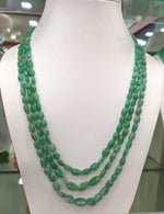 Load image into Gallery viewer, 347.00/CT Natural Emerald Beads
