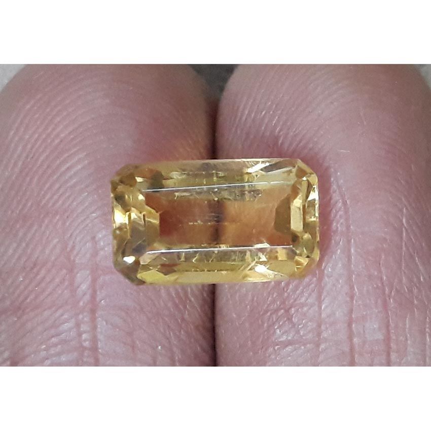 3.25/CT Golden Topaz