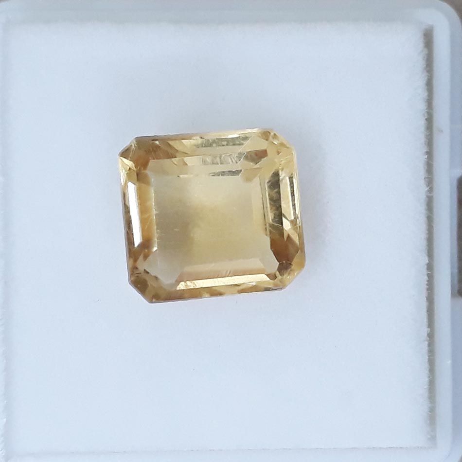 4.25/CT Golden Topaz