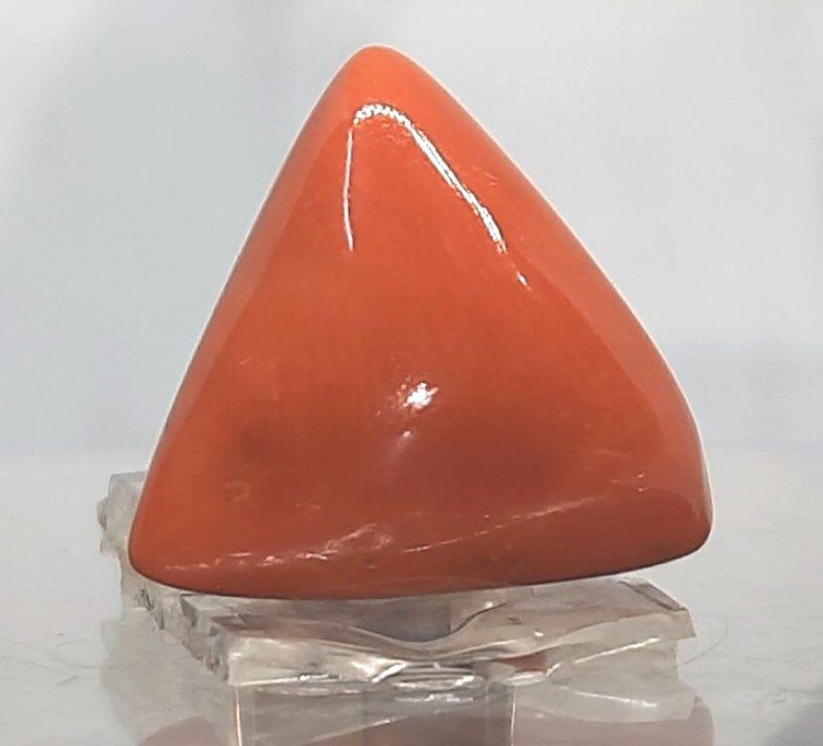 21.30/CT Natural Italian Oval Moonga (3650)