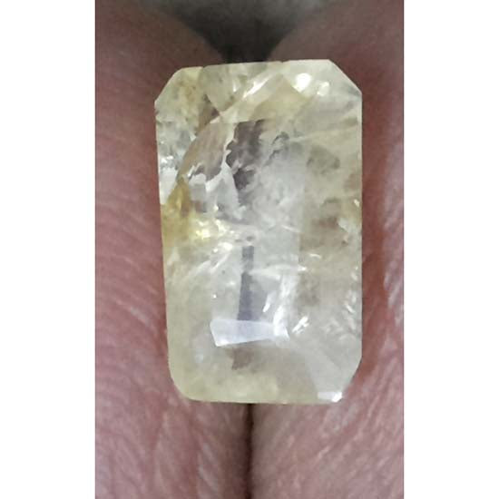 3.28 Ratti Natural yellow sapphire with Govt Lab Certificate-(6100)
