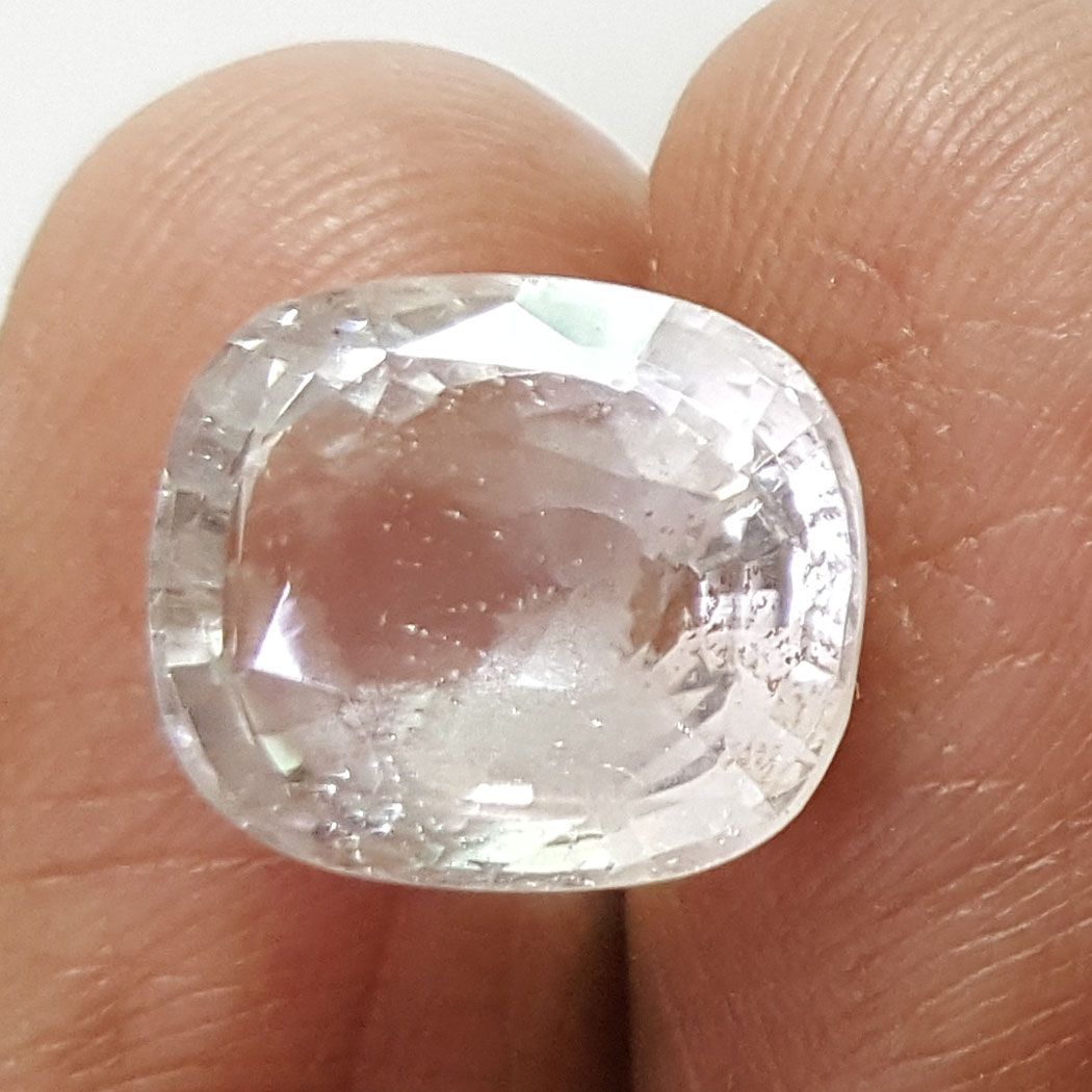 8.51 Ratti Natural White Topaz with Govt Lab Certificate - (1665)
